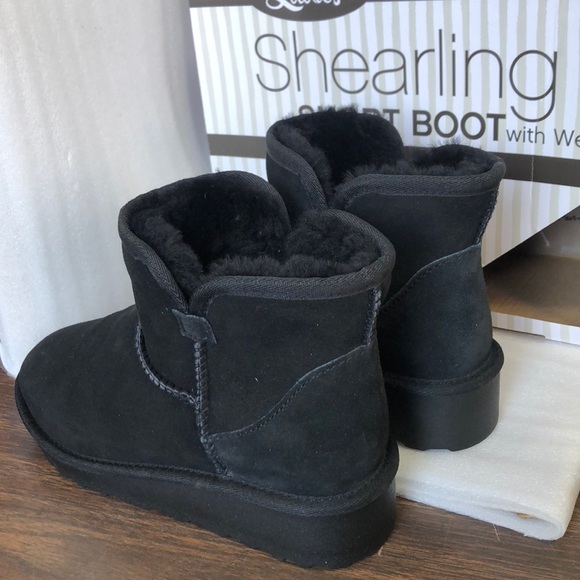 NIB Kirkland Signature Shearling Wedge boot - Picture 3 of 3